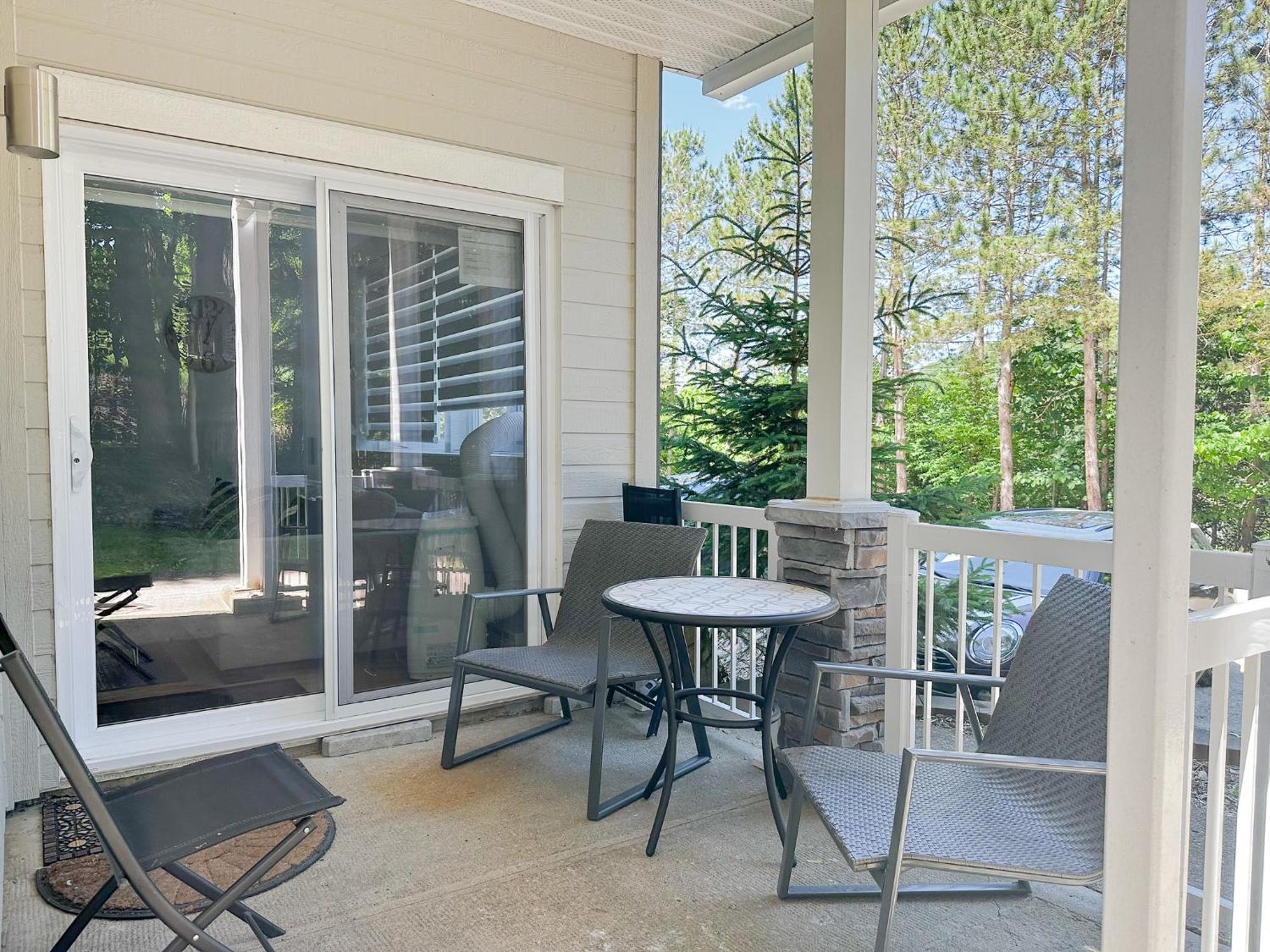 Apartament The Alpine Nest - 3 Beds - 4 Guests - Free Parking - Pool Mont-Tremblant Zewnętrze zdjęcie