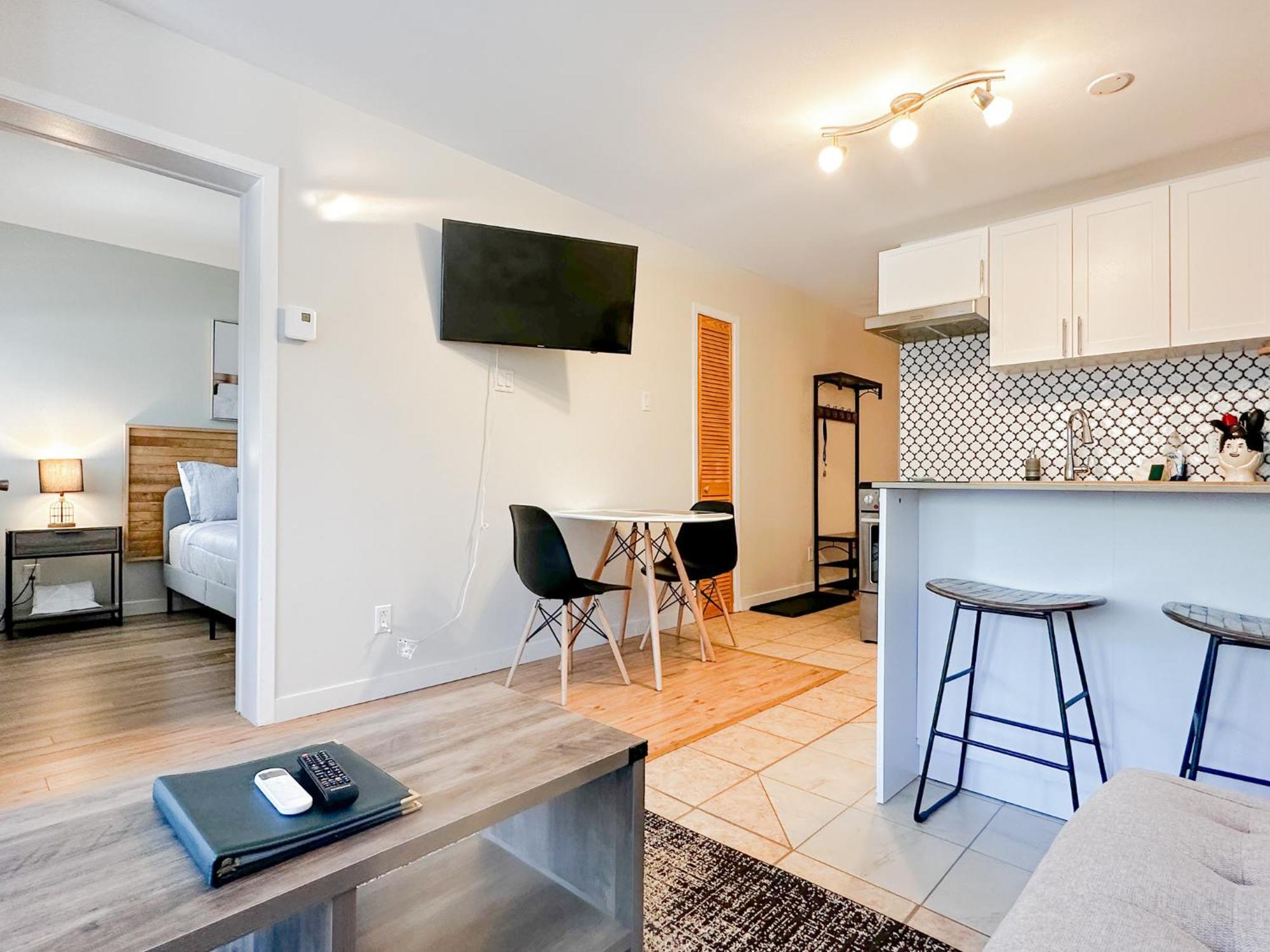 Apartament The Alpine Nest - 3 Beds - 4 Guests - Free Parking - Pool Mont-Tremblant Zewnętrze zdjęcie