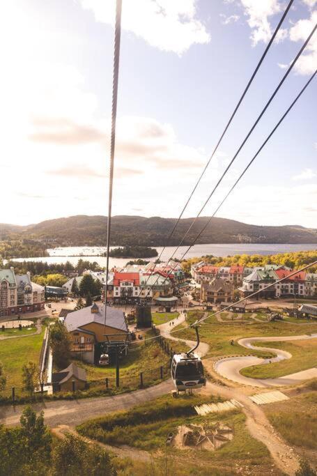 Apartament The Alpine Nest - 3 Beds - 4 Guests - Free Parking - Pool Mont-Tremblant Zewnętrze zdjęcie